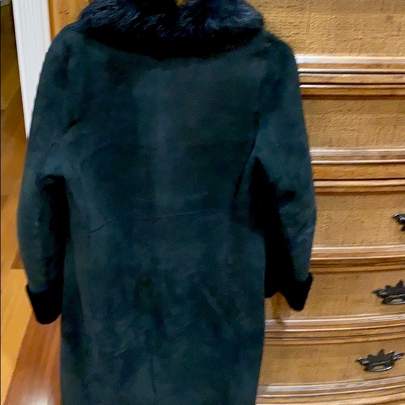 Leather Shearling Coat with fur collar - Picture 4 of 6